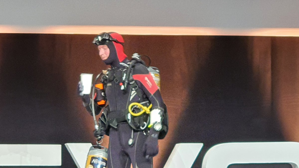 EmmanuelLesne's tweet photo. Je ne dénonce personne...
#DevoxxFR @lescastcodeurs https://t.co/tgQIjTE9kg