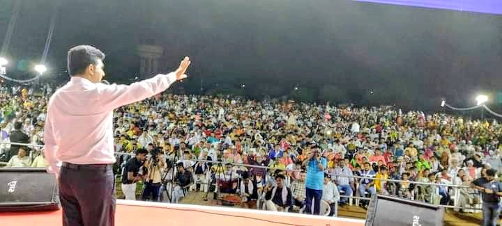 AAPRajasthan's tweet photo. #GandhinagarWithAAP

गांधीनगर के रुझान:-

BJP                 vs            AAP 🔥 https://t.co/xgXTdYftpZ