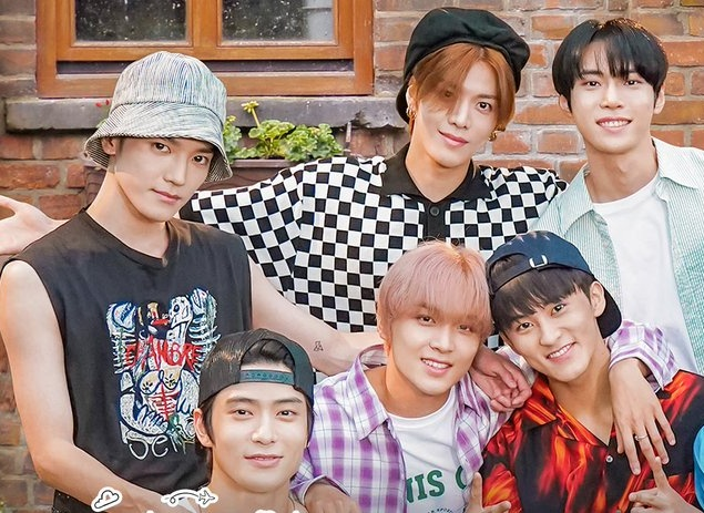 superneoismitis's tweet photo. YUNG MAY TEAM BUILDING/OUTING KAYO PERO DI KA SINABIHAN BY PARTNER/COUPLE PALA. WALANG GANYANAN MGA BRAD. ☹ ANO KO NETO SCORER?
#JAEYONG
#DOYU
#MARKHAE
MY OTP3 IN NCT - JOHNTEN NA LANG KULANG SAKA LUWOO LAYAG NA AKO. LOL 😂 https://t.co/XC1cAbTShU