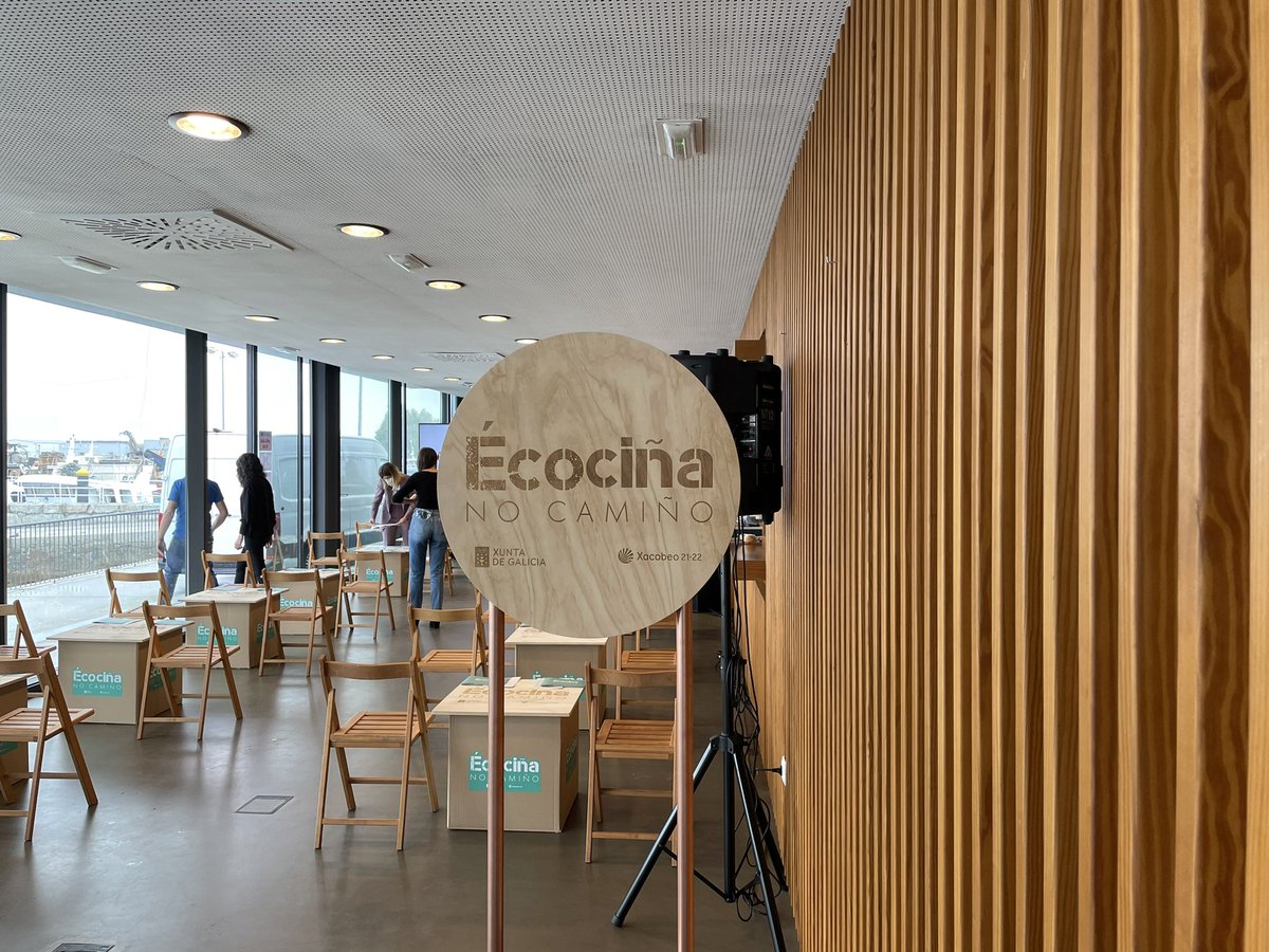 Ya me encuentro en Vilanova de Arousa, preparado para disfrutar del evento de #ecociña #ecociñanocamiño y aprender mucho con el showcooking de <a href="/Miguelmosteiro/">Miguel Mosteiro diaz</a> y también disfrutar con el paladar😊🤤. <a href="/barbanzarousa/">Turismo Barbanza Arousa</a> <a href="/turisriasbaixas/">Turismo Rías Baixas</a> <a href="/Turgalicia/">Turismo de Galicia</a> <a href="/Turvegal/">Turvegal</a> <a href="/paseargalicia/">PasearGalicia</a> <a href="/loroma61/">Loli</a>