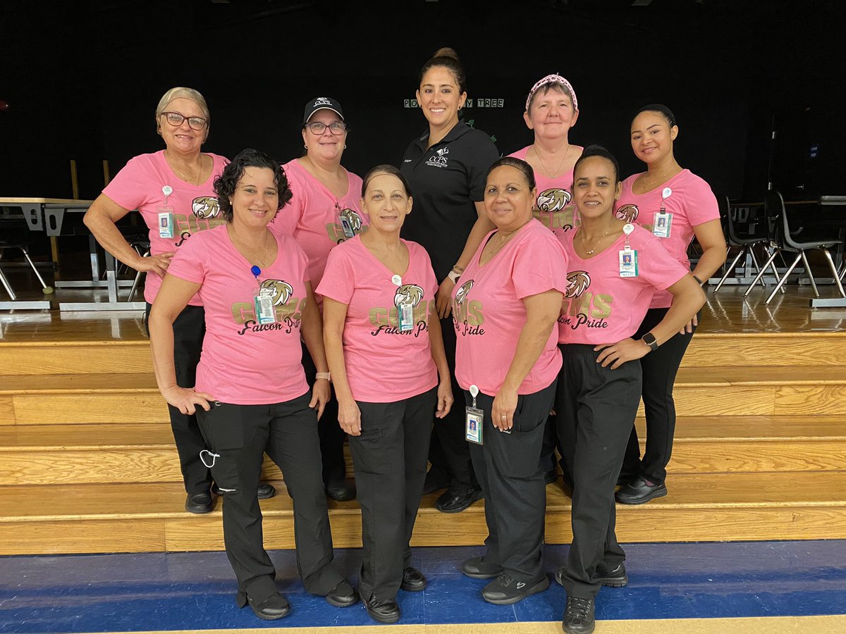 eboyd123's tweet photo. Together We Rise.  GGM nutrition services staff raise awareness for breast cancer awareness month. @GGM_SOARS https://t.co/TJ992grSV3