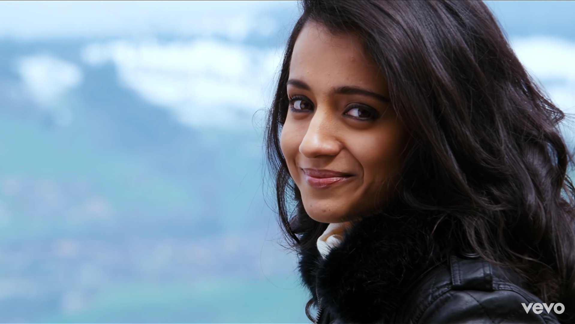 FAnBuXBVUAUds5M?format=jpg&name=large