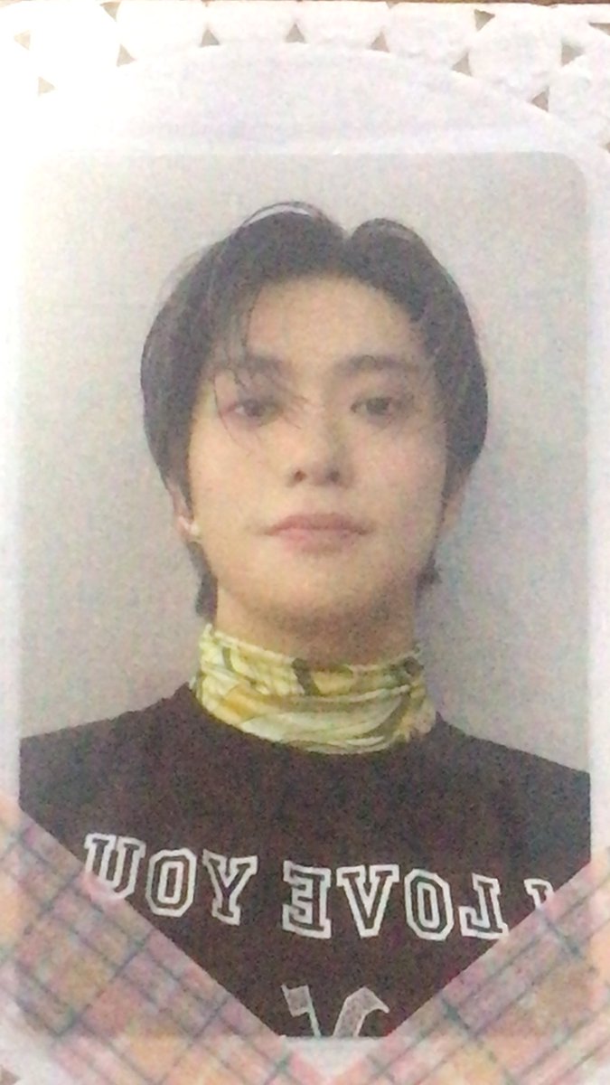 런쥔보고kijul tweet media