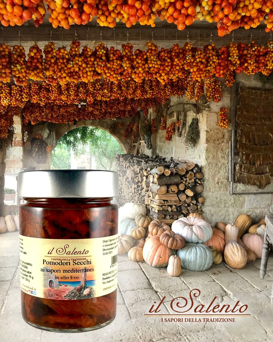 ilsalentofood's tweet photo. 🍂🍁È arritavo ottobre! 🍂🍁Ed ecco che grazie ai nostri 🍅pomodori secchi ai sapori mediterranei🌿 in #olioevo possiamo gustarci delle fantastiche leccornie #madeinhome 🔝 può trovare la line in olio evo su 🛒 https://t.co/qLzoZYnhiL 🛒 #tradizioni #food #foodporn #puglia https://t.co/h9cCQOBWDh