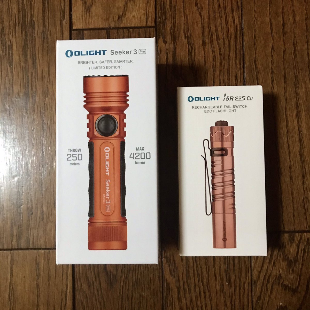 MasaakiUda's tweet photo. Fan Dayのキャンペーンセールで購入した品々
#OFANDAY
#Olight
#Flashlight
#LEDライト
#オーライト https://t.co/XyqoORxR8f