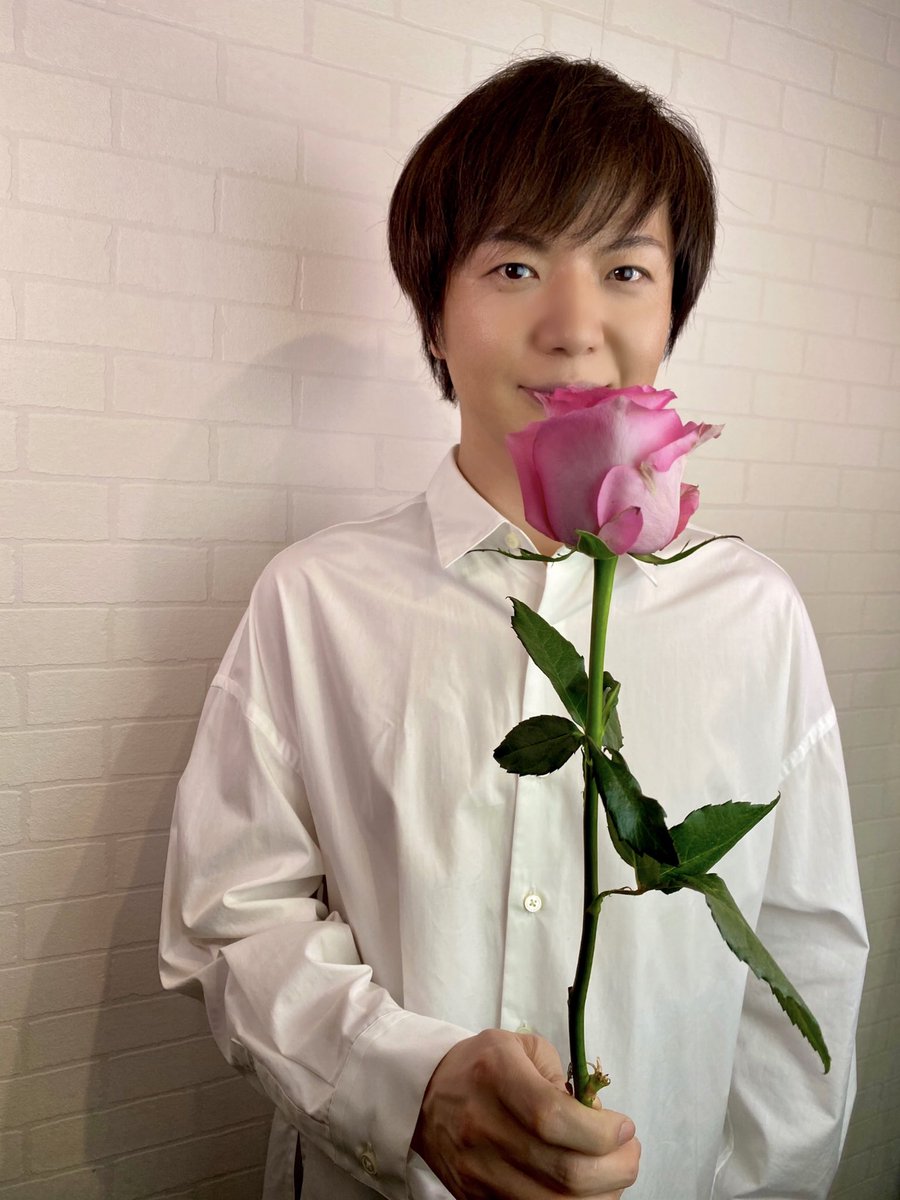 竹島宏スタッフ 公式 薔薇 ピンク 花言葉は 感謝 濃いピンク色の薔薇の花言葉 薔薇は色の濃さによっても 花言葉が変わります いつもありがとうございます 今日も1日お疲れ様でした ひろネット 花便り 花言葉 花 花のある生活 花 竹島宏スタッフ 公式 薔薇 ピンク 花言葉は 感謝 濃いピンク色の薔薇の花言葉 薔薇は色の濃さによっても 花言葉が変わります いつもありがとうございます 今日も1日お疲れ様でした ひろネット 花便り 花言葉 花 花のある生活 花