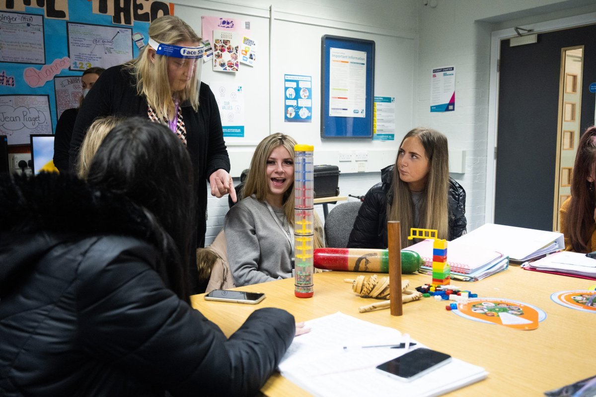 E_T_Foundation's tweet photo. π "It is my job to take the students beyond what they believe they are capable of β beyond what they believe is possible." π
Pete Benyon @derbycollege #CfESEND discusses how every teaching and learning relationship needs to begin with a fresh start β‘οΈ https://t.co/MNbVEE4w1I https://t.co/cxh5rknELv