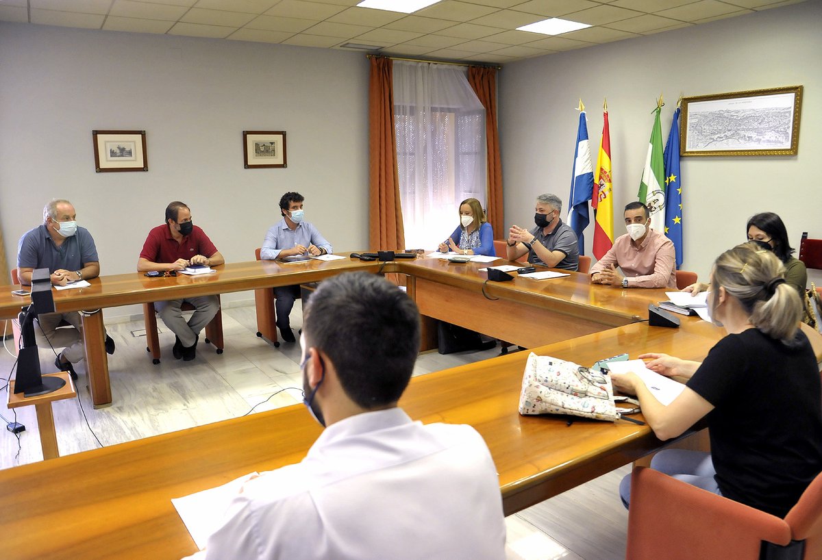 ciudadjerez's tweet image. 🌳El Consejo de #Ememsa aprueba modificaciones en sus estatutos y en las bases de uso público del Cortijo Rojitán

🗓️Los senderos de los #MontesDePropios permanecerán abiertos desde inicios de octubre al 31 de mayo

@JADiazHernandez