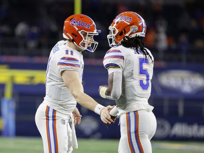 osgators's tweet photo. Dan Mullen had a choice to make in 2019 at Kentucky. He chose Kyle Trask over Emory Jones. The rest is history for the #Gators.

Trask now cheers on his former backup.

'He’s just a super humble, hard-working kid. His future is bright.'

https://t.co/afHqhh3GZp https://t.co/9FeQ7NSFgt