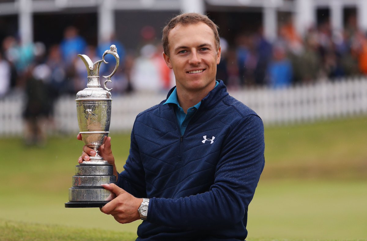 Smile if you're a Champion Golfer 😁🏆 #WorldSmileDay