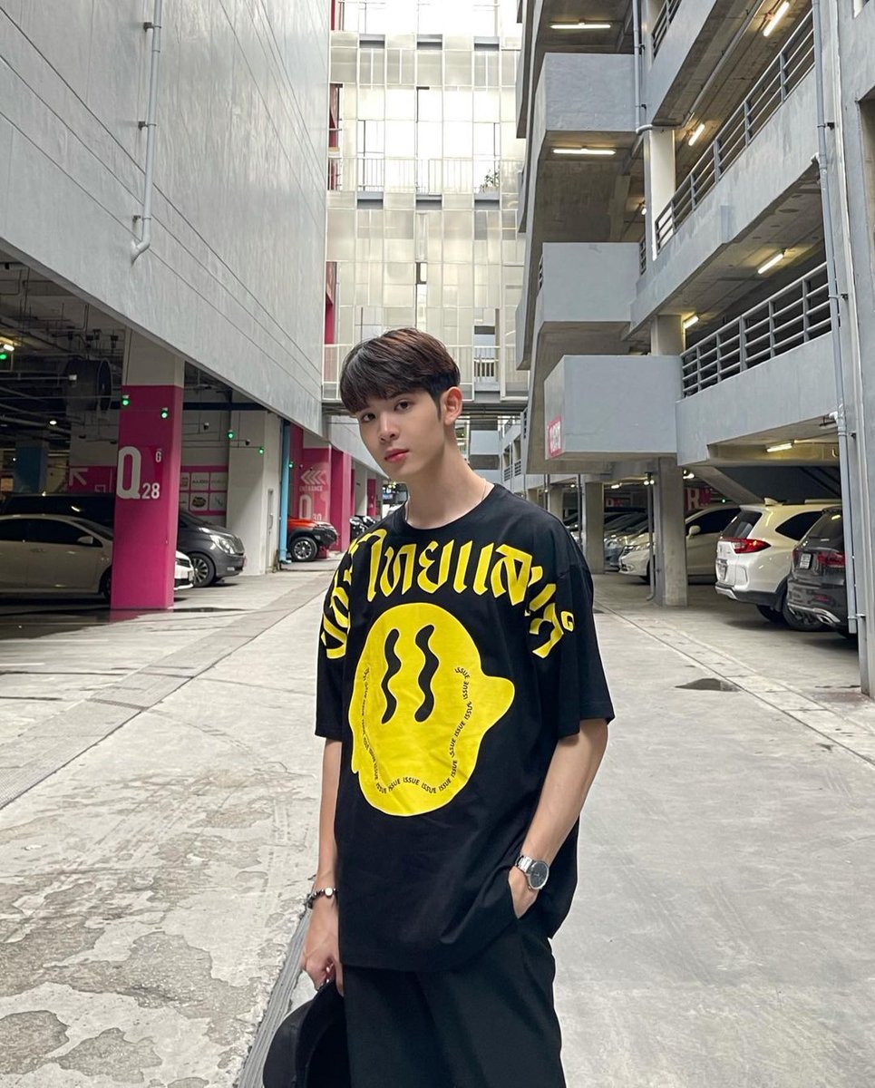 NetJamesWorld's tweet photo. [01.10.2021]
IG : James.spmk 

🙂🙃
#เที่ยวทิพย์ #safesafe
#NOW #TravelFromHome
#issuethailand #BmGmSm

🤍 https://t.co/u7kxLDYEit

#JamesSu https://t.co/fxhiDLILM4