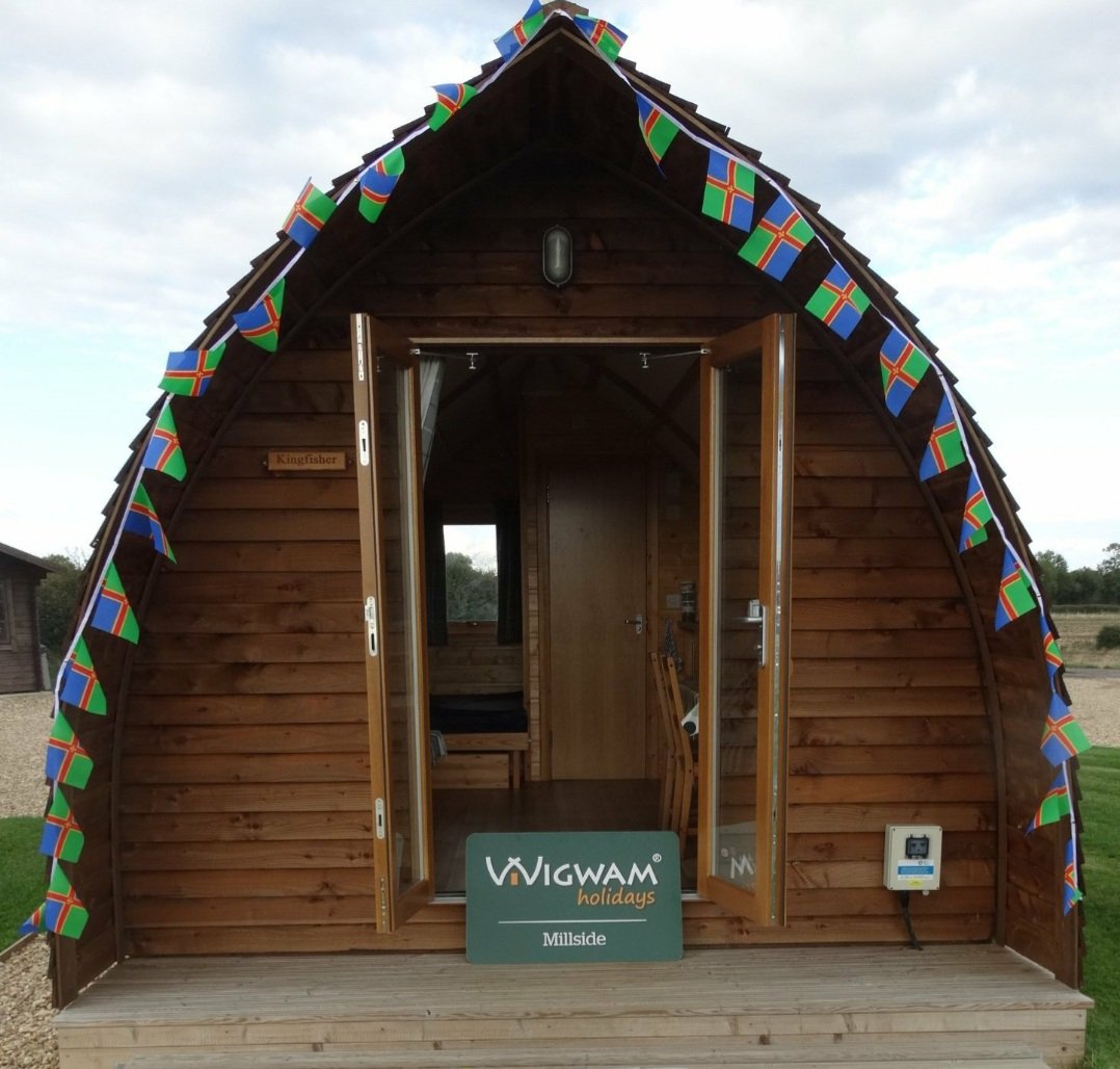 MillsideWigwams's tweet photo. Happy Lincolnshire Day from Millside Wigwams 

#LincolnshireDay #Lincolnshire https://t.co/8t56GqYhR5