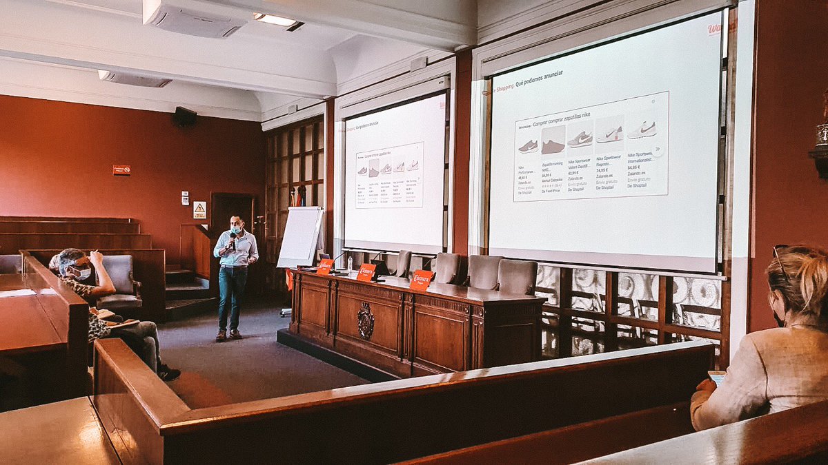 Wanatop's tweet photo. Carlos Pinzón dando las claves para aumentar las ventas de un ecommerce con campañas smart shopping durante su ponencia en la #FTVA 

@ATVirtuales @camarazaragoza @Cpinzonc https://t.co/JJFl003Hm6