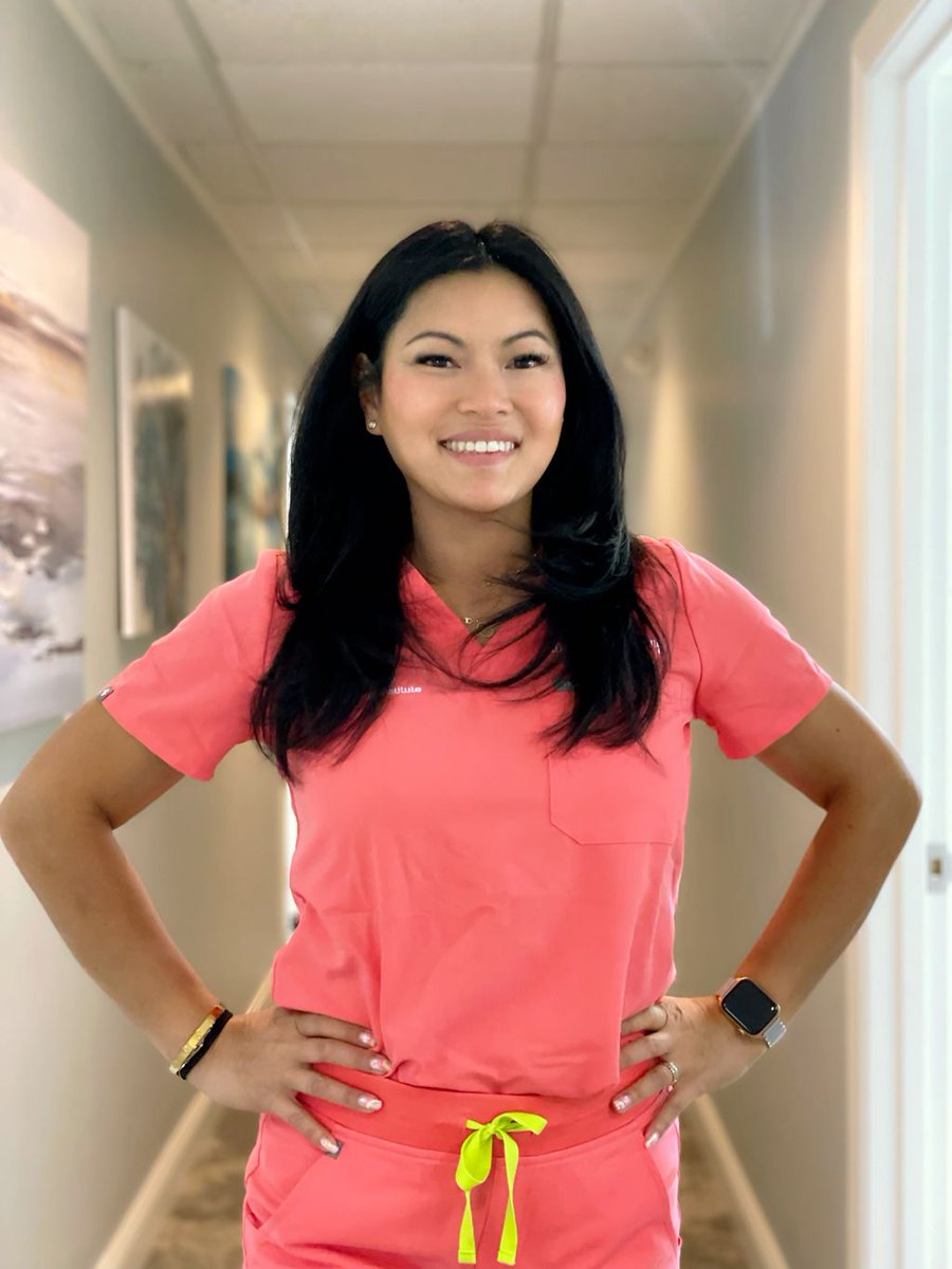 drcarolinechang's tweet photo. 🌟CHEERS TO THREE YEARS!🌟
Thank you not only for your support, but for TRUSTING me with your face, and for allowing me to listen to your concerns and join you on your healthy skin journey.
#dermatology #smallbusiness #bossdoctor https://t.co/PvOnoeT2vv