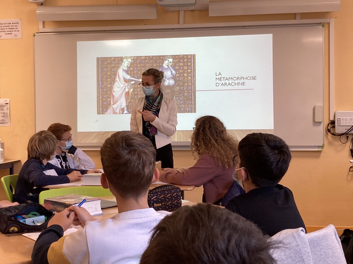 HuartJean's tweet photo. Remarquable cours de la Nelle option Français et Culture antique en 6e au collège Vautrin Lud de Saint-Dié-des-Vosges ! 
La culture antique au profit des apprentissages lexicaux, grammaticaux et culturels du français ! 
@jmblanquer #Fondamentaux https://t.co/XJ3yUvNwbt