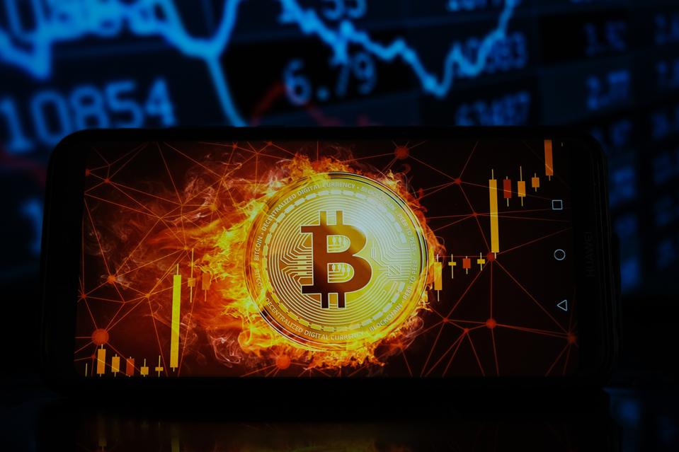 ForbesCrypto's tweet photo. October is off to a good start: crypto markets are on the rise. Top cryptocurrencies are surging 8 to 10%, @BillyBambrough reports

https://t.co/cCJtQoOWCQ https://t.co/i70v69olxk