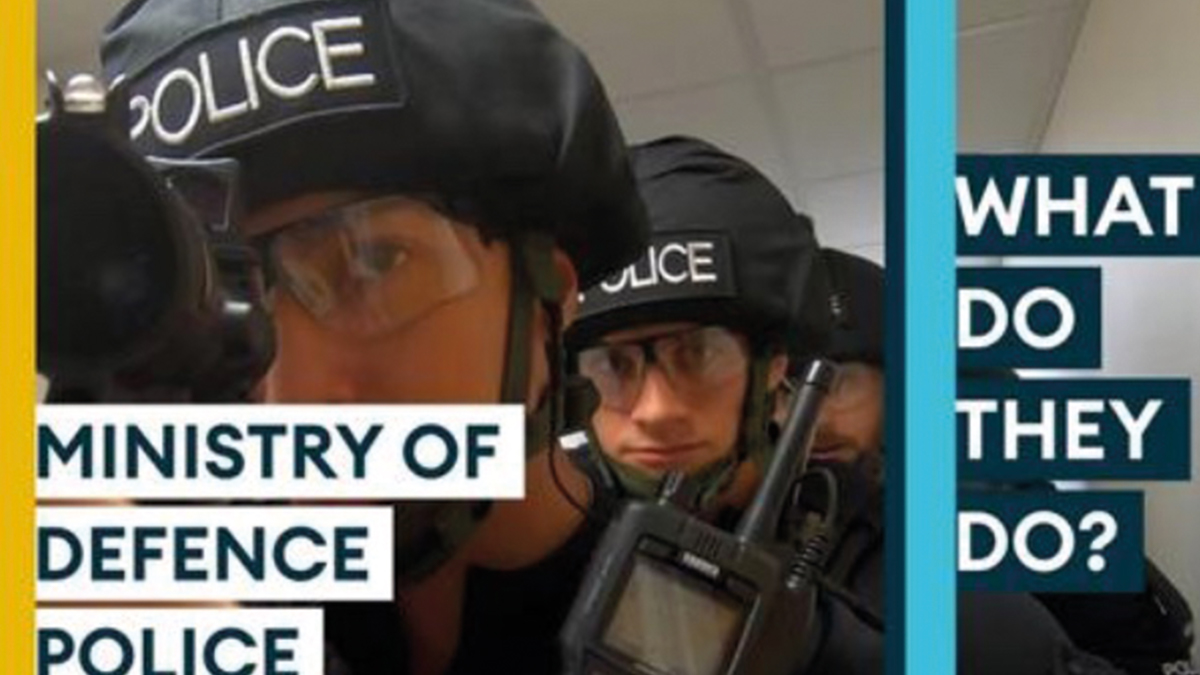 MODPolice's tweet photo. We invited @ForcesNews to film the work of our officers, as part of the #MDP50 campaign, to provide an inside-view on our specialist roles.
🎥 WATCH | @FTVHan joined our Firearms Training Team during an exercise at MDP HQ 👇
https://t.co/wlBVwtatqW
#ForceWithADifference https://t.co/mNjHWjlpp7