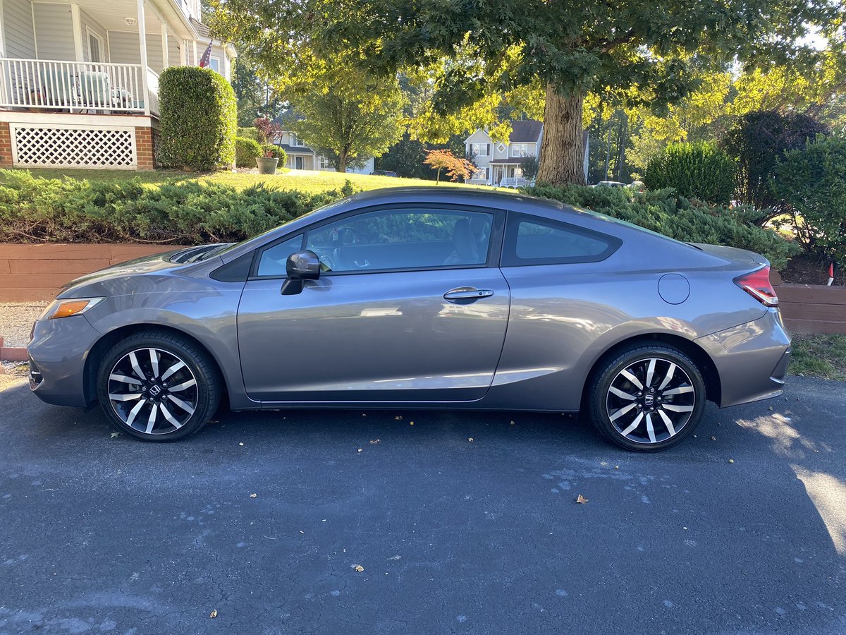 My last car payment today! She’s all mine 😃👏🏽👏🏽👏🏽👏🏽👏🏽👏🏽👏🏽👏🏽👏🏽