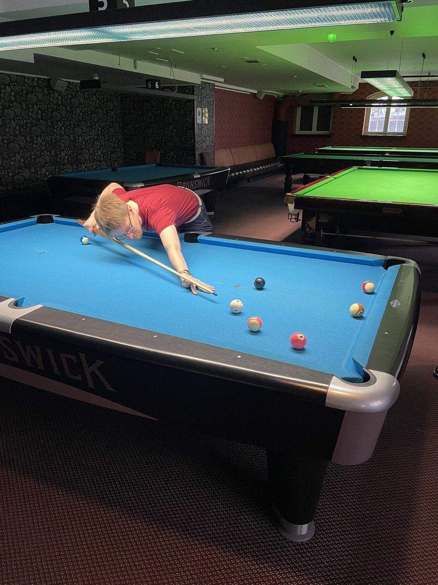 senpaitaka's tweet photo. Me and @mossesan gettting destroyed by the Finnish pool master @Noooobest at the Helsinki #Takathon https://t.co/etfwWCYLTr