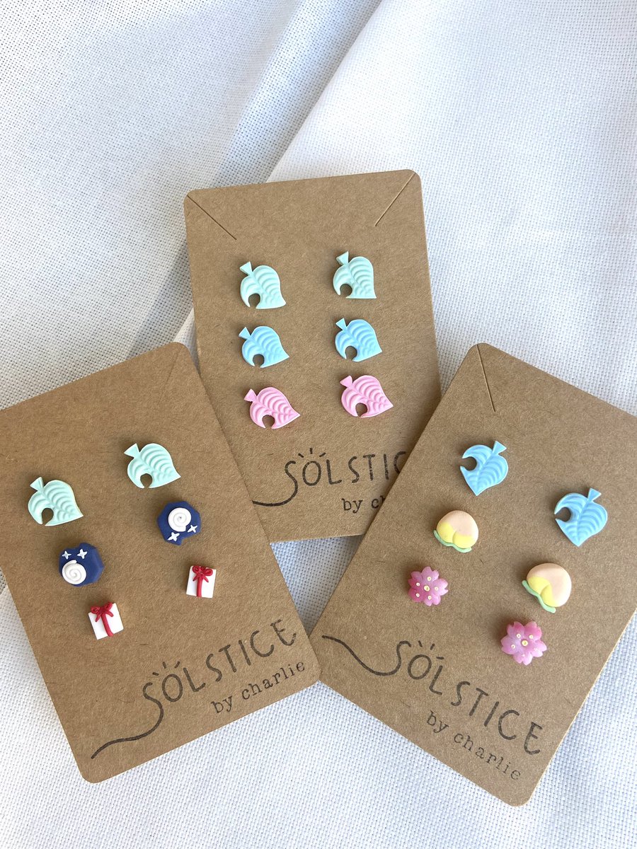 SolsticeCharlie's tweet image. The new update announcement has inspired me to make some new earrings ✨ all available at solsticebyCharlie.Etsy.com! 
#animalcrossing #acnh #AnimalCrossingNewHorizons