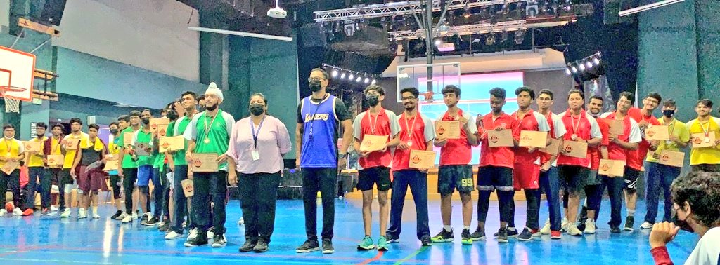 rishitashankar1's tweet photo. Well Done Guys! It was the best time to show some true sportsmanship, at INTERHOUSE BASKETBALL COMPETITION. Bravo Zayed House for bagging the first position in the Girls category and Gandhi House for bagging first position in Boys Category. NMS PE Department Rocks @Fatima_Martin https://t.co/3uFjQcOFHS