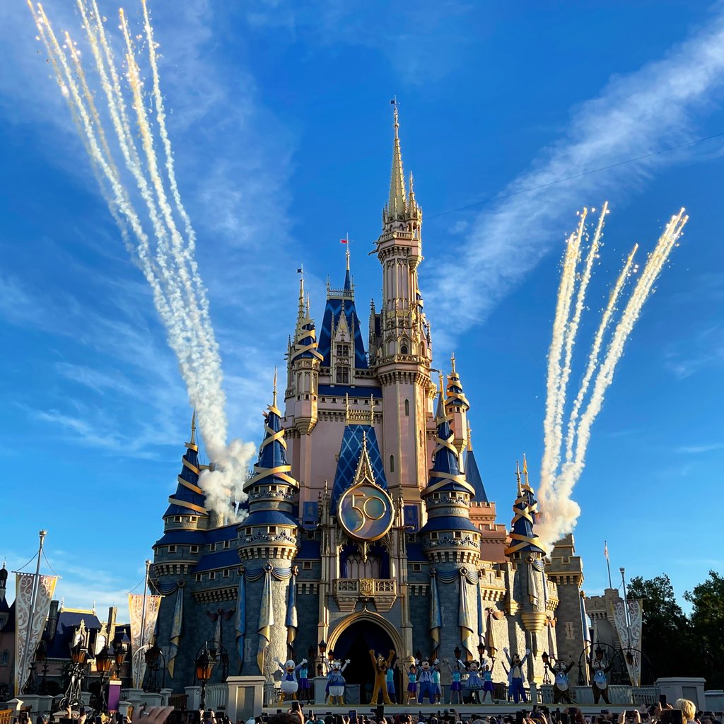 tradzak's tweet photo. Happy 50th Anniversary, Walt Disney World!!! 🎆✨5️⃣0️⃣✨🎆 #earidescent #waltdisneyworld50 #cinderellacastle #magickingdom #wdw #waltdisneyworld #disney #disneyboy #disneyparks #disneyworld #passholderlife #nowmorethanever #ilivewhereyouvacation #disneymagicmoments #disneyworld50 https://t.co/fpR3G4ikz6