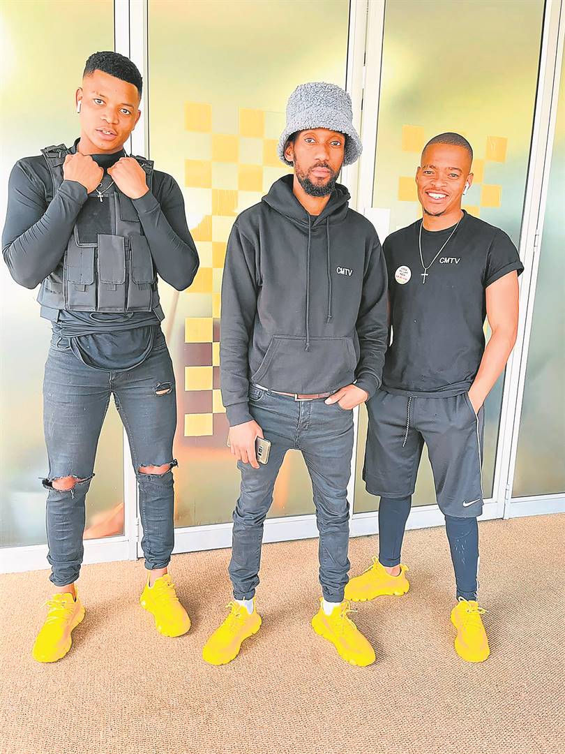dailysunsa's tweet photo. NEW SHOW PUTS UMJOLO TO THE ULTIMATE TEST!
https://t.co/BMj7ALfle3
#NiyathandanaNa https://t.co/WvUDnnFsO8
