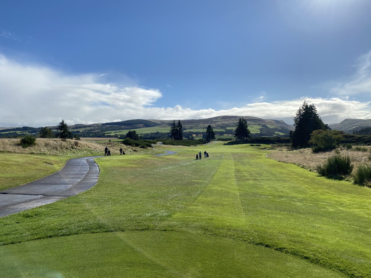 AndyBowenHG's tweet photo. 1st tee on the PGA Centenary course @GleneaglesGolf 🌤 https://t.co/LQVUDiWh7x