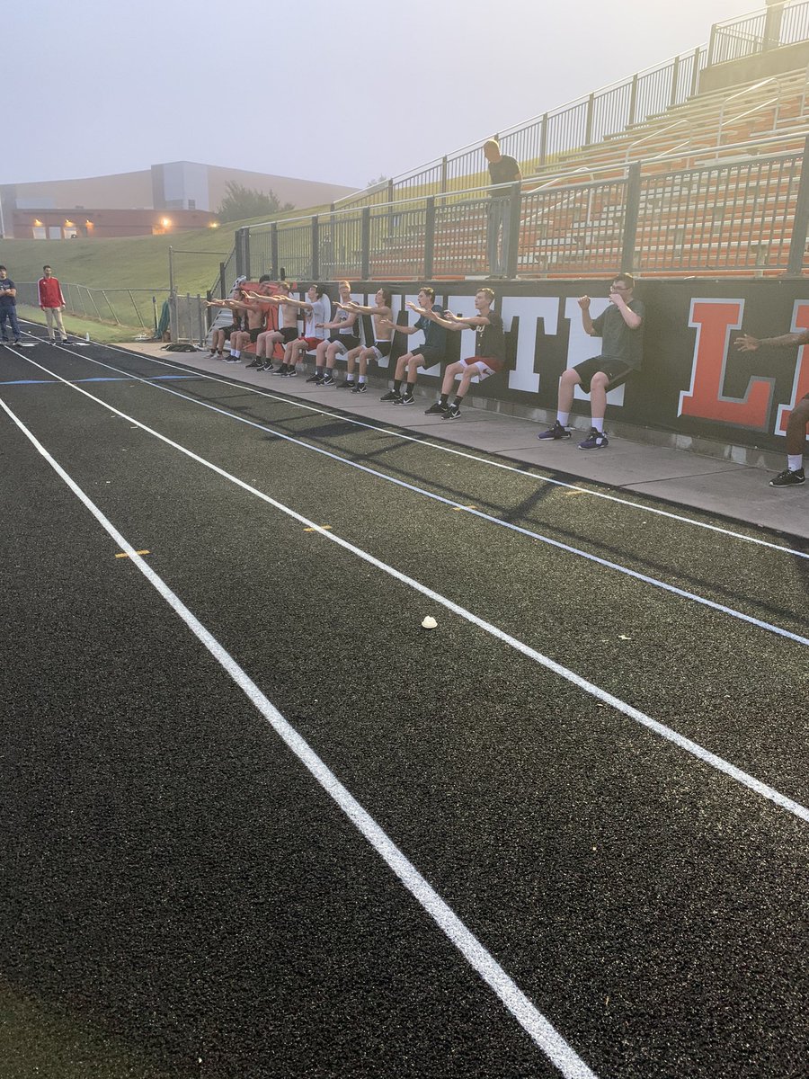 GravetteHoops's tweet image. Finish Friday
48 days until 🏀 Season
#2FTIN