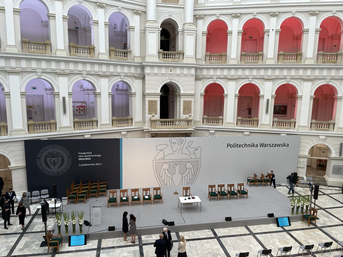 Szczęśliwego Nowego Roku #PolitechnikaWarszawska ⁦<a href="/PW_edu/">Politechnika Warszawska</a>⁩