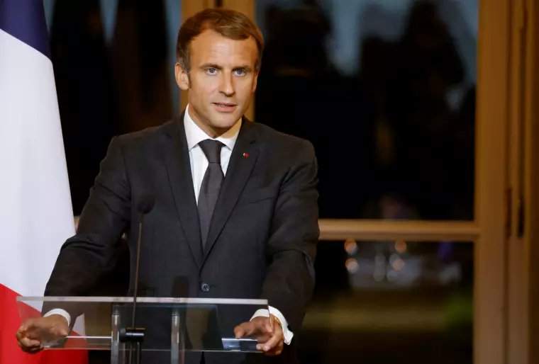 Boursorama's tweet photo. La France doit devenir la "première puissance de la tech" en Europe, plaide Emmanuel Macron https://t.co/SrOxIpq9W1 https://t.co/wWTnqI33fK