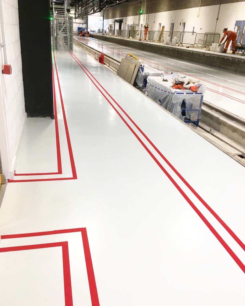 /// #SAFETY AT WORK

Floor demarcations and safety hatchings is an effective way of maximising #healthandsafety in the workplace. 

Make sure you have a safe environment for staff and visitors. 

Need help assessing?
Our team can help 

mjfgroup.uk