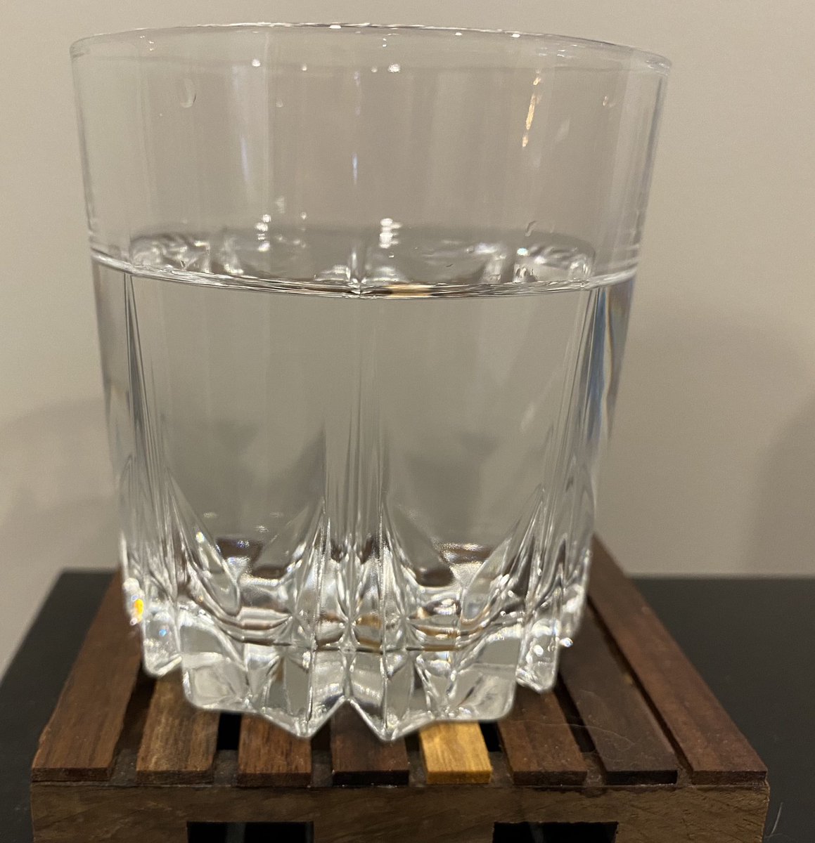 dan78bouchard's tweet photo. Water… It is a vital part of the cycle of life. Humans can’t live without it.  This morning like many of you reading this, I poured myself a nice clean glass of water from our tap.  However, this morning 45 First Nations Communities in Canada can’t do this.Totally unacceptable https://t.co/rEL1iQq1nn