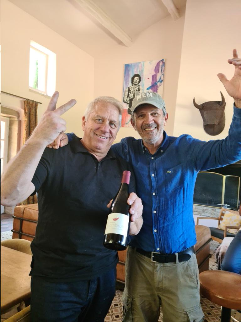 Quel bonheur!! Visite de mon ami Greg Lemond. On se rappelle les beaux souvenirs. Avec une pensée pour Laurent Fignon qui aurait aimé partager ce moment avec nous.