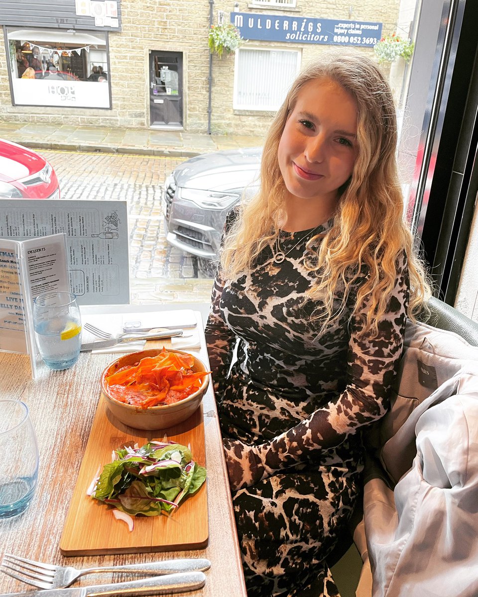 We had an extremely busy September at Maybern! Yesterday we took some time out for a team lunch with Emily who is leaving us to complete her Masters.  Hopefully she’ll be back in the future so it’s #byefornow 📚📖 #backtouni #mplan #liverpooluniveristy #townplanning #urbandesign