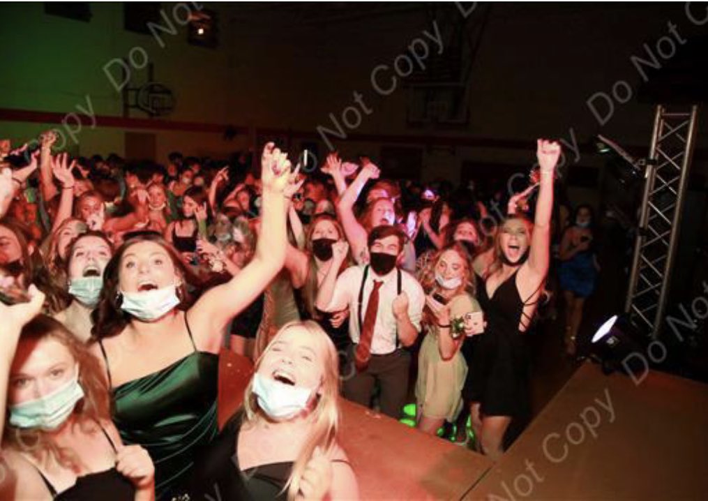 kateworthy360's tweet photo. Just a glimpse into the hoco world https://t.co/5otLW03h1R