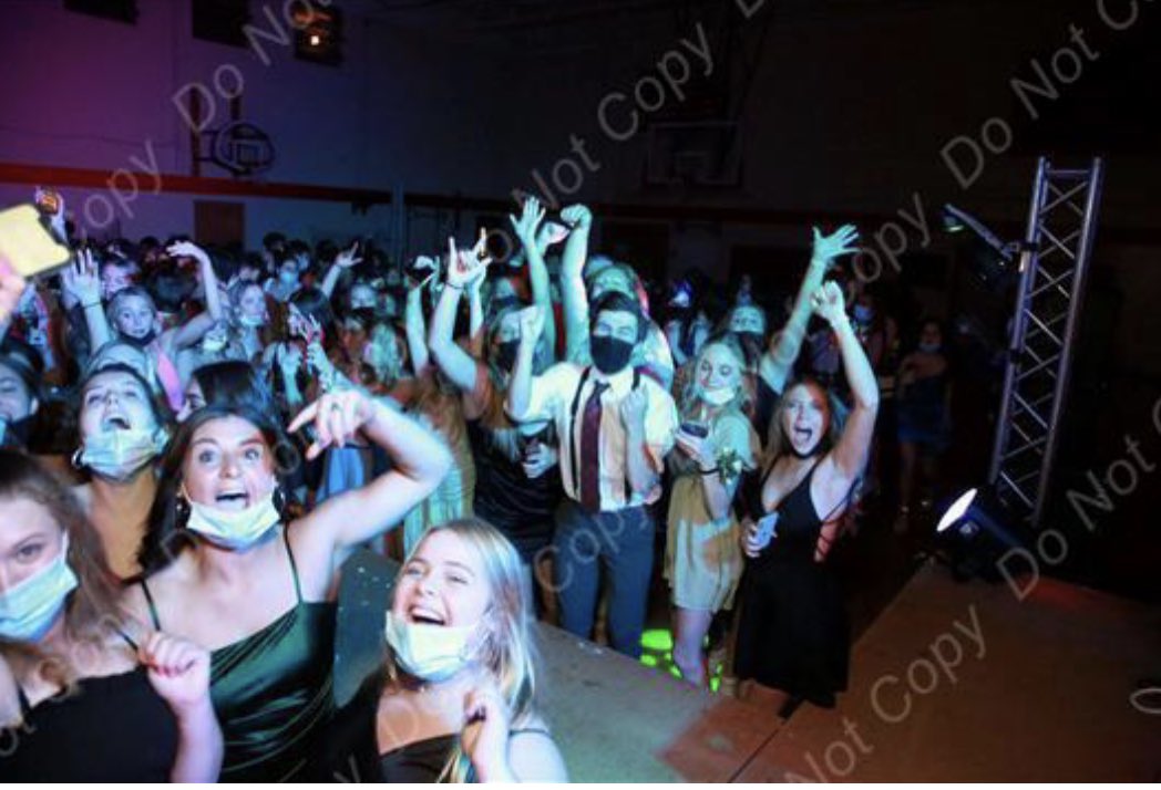kateworthy360's tweet photo. Just a glimpse into the hoco world https://t.co/5otLW03h1R