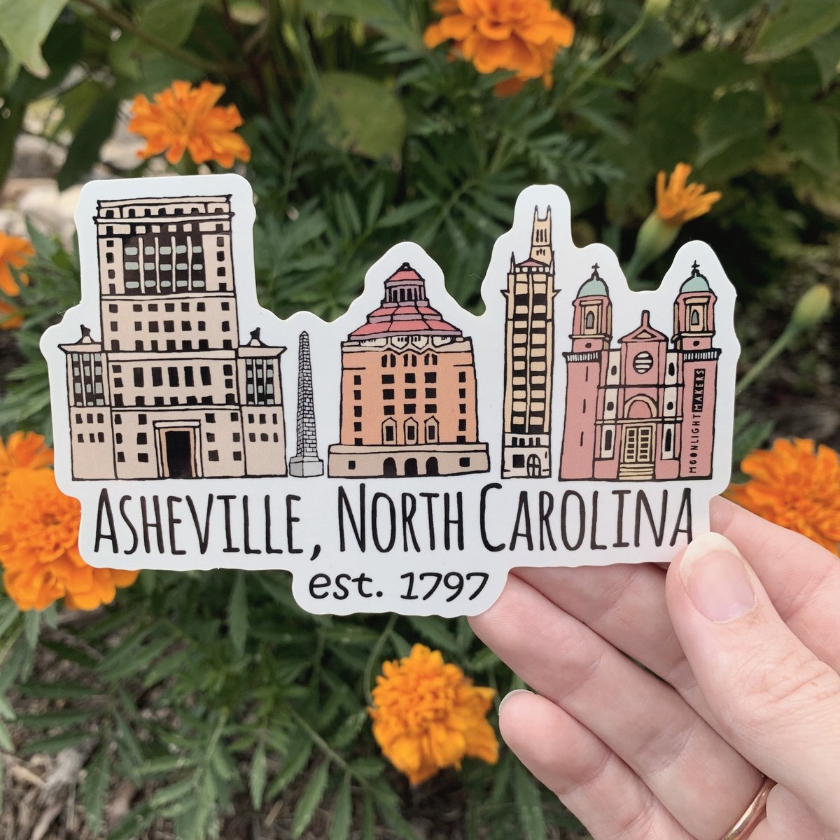 MoonlightMakers's tweet photo. Welcome October! 
We are based in Asheville and fall certainly is looking great here. 🍂

https://t.co/ziNELeL27n

#autuminasheville #fall #autumn #pumpkinspice #illustration #illustrator #moonlightmakers #mompreneur #shopsmall #shoplocal #smallbusiness #asheville https://t.co/lLkSw1gvH1