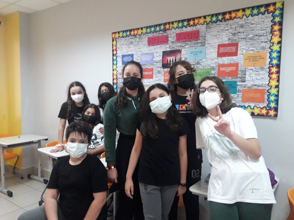 Bu hafta Duvar Yazısı Köşemizin konusu "DOSTLUK"tu🌸
<a href="/ozgurkapann/">Özgür Kapan</a> <a href="/hakankbrslolu2/">hakan kıbrıslıoğlu</a> <a href="/EnisEryaman/">Enis Eryaman</a> <a href="/hakaninanir/">Hakan İnanır</a> <a href="/cigdemmolla/">Dr. Çiğdem Mollaibrahimoğlu</a> <a href="/AYSUNGUZELYURT/">Aysun Güzelyurt Kılınç</a> <a href="/muratyllmaz78/">muratyılmaz</a>