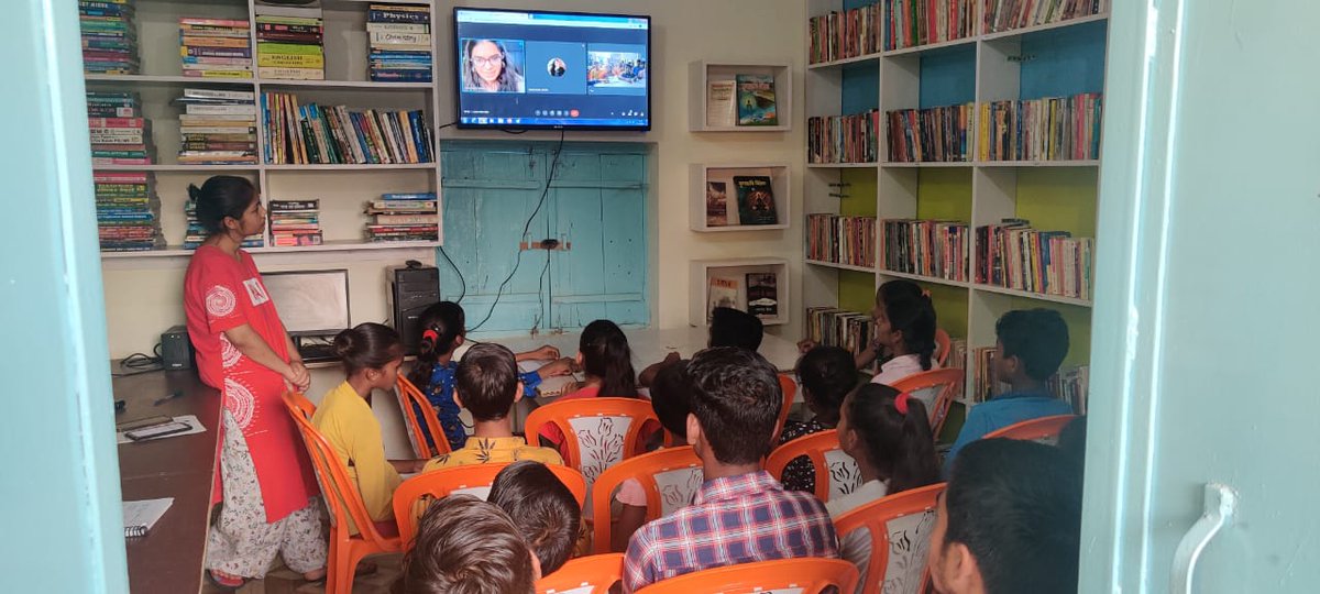 RgnulLAC's tweet photo. You guessed that right!
We completed second class of Project Kaksha at @BansaLibrary.
The students learnt about the essence of constitution and understood the meaning of preamble word by word.
Can't wait for the next class!
#ProjectKaksha #LegalLiteracy #Law #education https://t.co/v081bfOVJN
