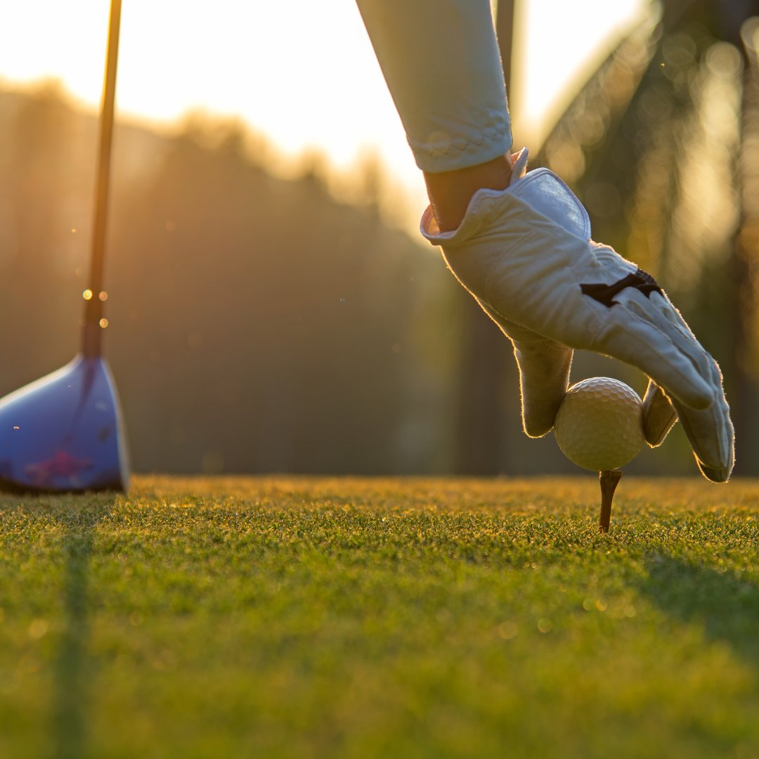 silversandsgolf's tweet photo. Cooler weather is coming, come golf while you still can! 
.
.
.
.
.
#golf #yeggolf #sprucegrove #stonyplain #yeg #yeglocal #lacstanne #parklandcounty #golfstyle #golfball #holeinone #yeggolfers #silversands #yegcamping #alberta #albertacamping #lakeisle https://t.co/fS7MC1Z4tw