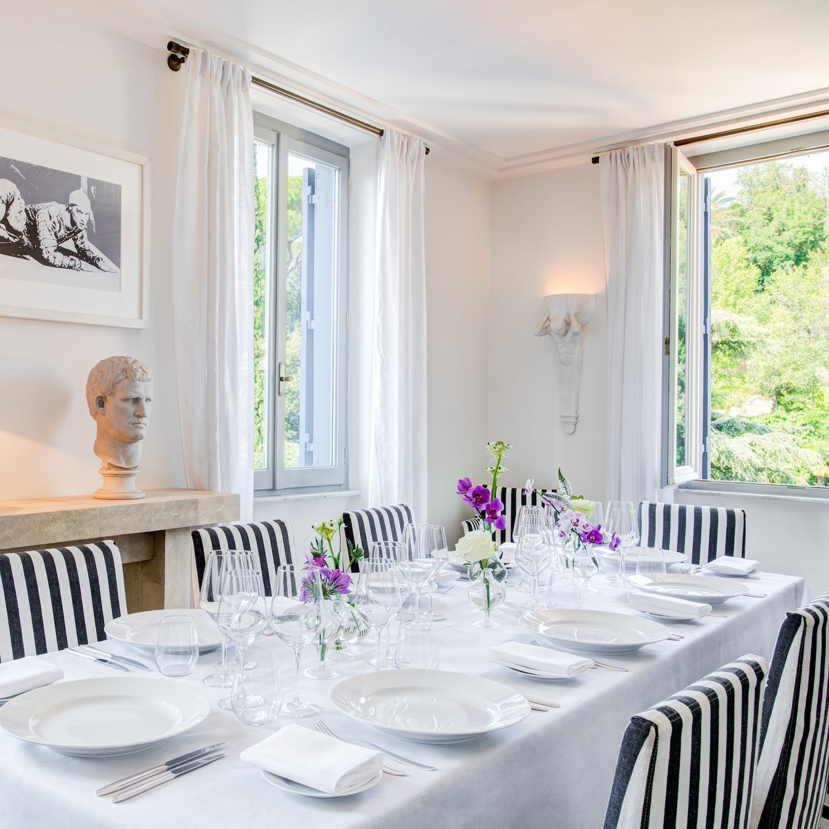 The decadent Nijinsky Suite includes a fully-equipped dining room ready to seat up to 10 guests.

#RoccoForteHotels 
#RoccoForte  
#Rome 
#HotelDeRussie