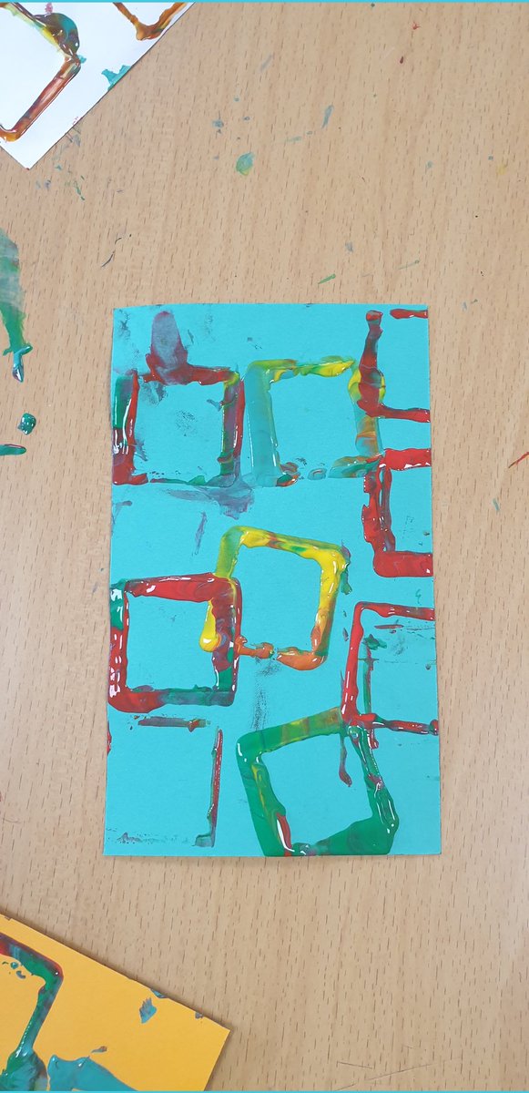 rougebouillon's tweet photo. Year 2 are having fun printing patterned paper for their tree collages.
#printmaking #artanddesign #learningthroughtrying #respectbelievesucceed https://t.co/XPcVHxYHE0