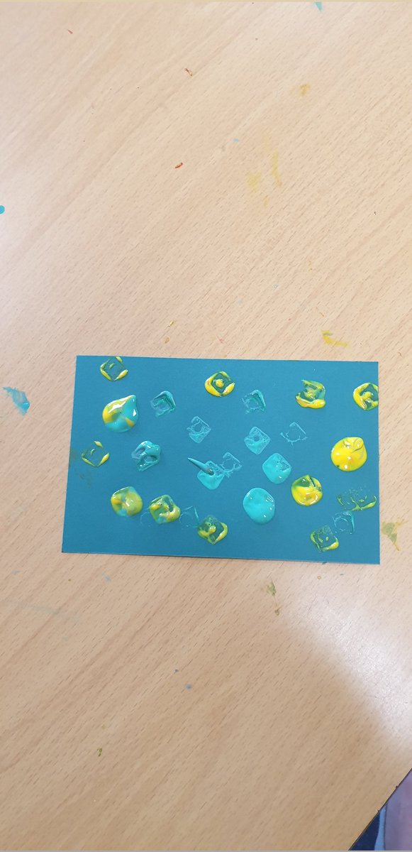 rougebouillon's tweet photo. Year 2 are having fun printing patterned paper for their tree collages.
#printmaking #artanddesign #learningthroughtrying #respectbelievesucceed https://t.co/XPcVHxYHE0