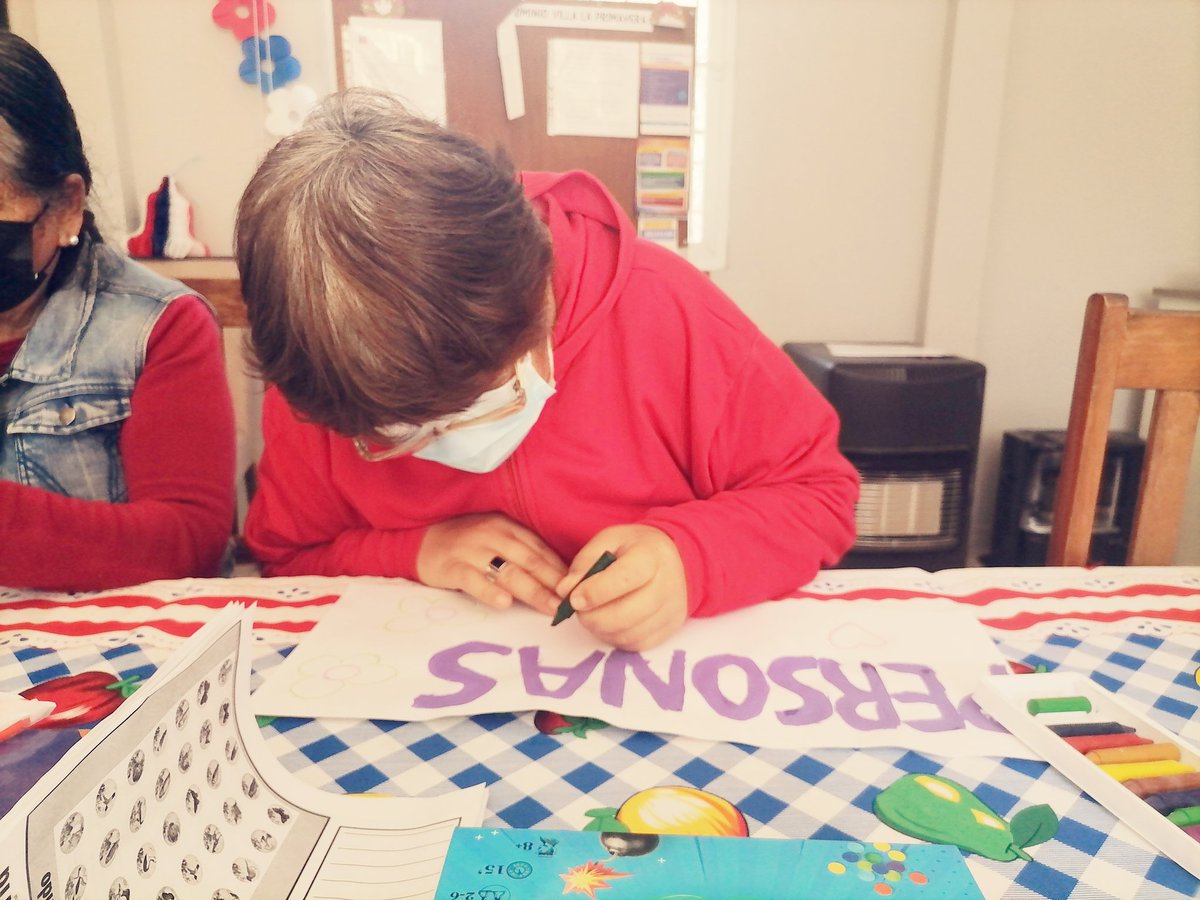 CESFAM_SNE's tweet photo. Mantener la autonomía y la independencia a medida que envejecemos es nuestro objetivo como programa, y el participar activamente y vincularse de este proceso es fundamental para toda persona mayor.
#lapintana
#ProgramaMAS
#cesfamsne
Los queremos 💕 https://t.co/4hvViooKgm