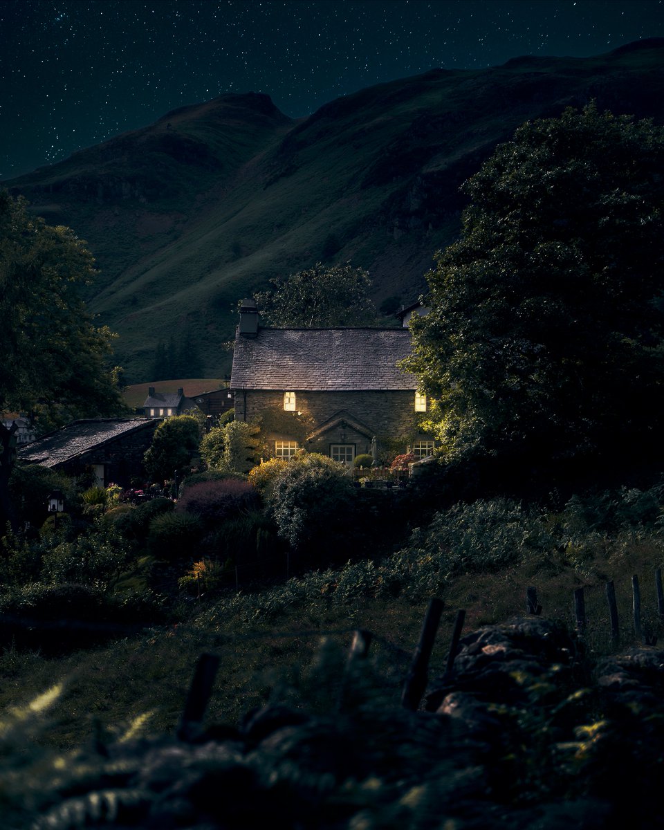 When I stumbled across this quaint little cottage I felt like I’d stepped straight into a fairytale.