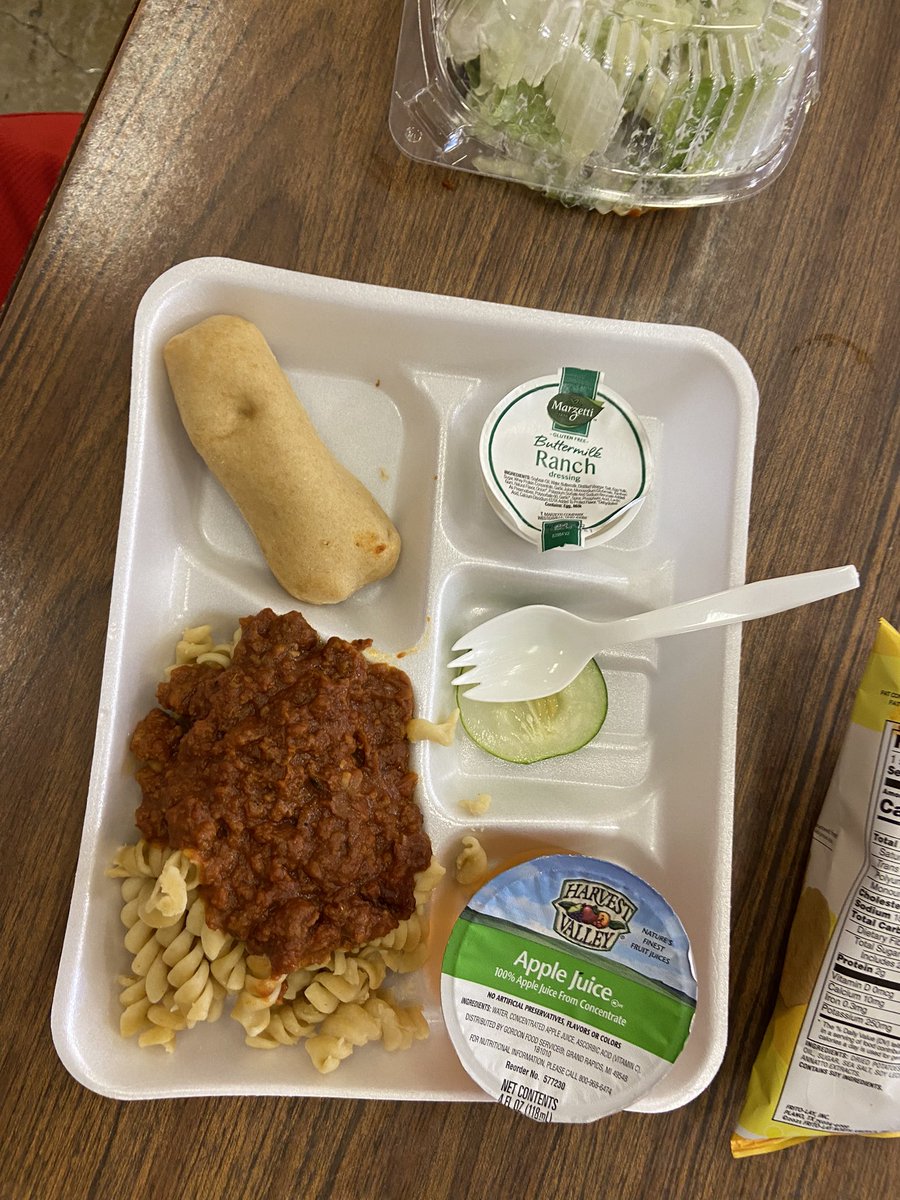 LoganLunchGrade's tweet photo. Today we have Rotini. I think this was a solid meal however room for improvement.
Looks: 7.3/10
Taste:7/10
Texture:7/10
This is an underrated meal. It’s on the come up and will soon be eaten by all. A great meal for a weekday lunch. 
Have a great weekend Berries! https://t.co/UdM1psIrj6