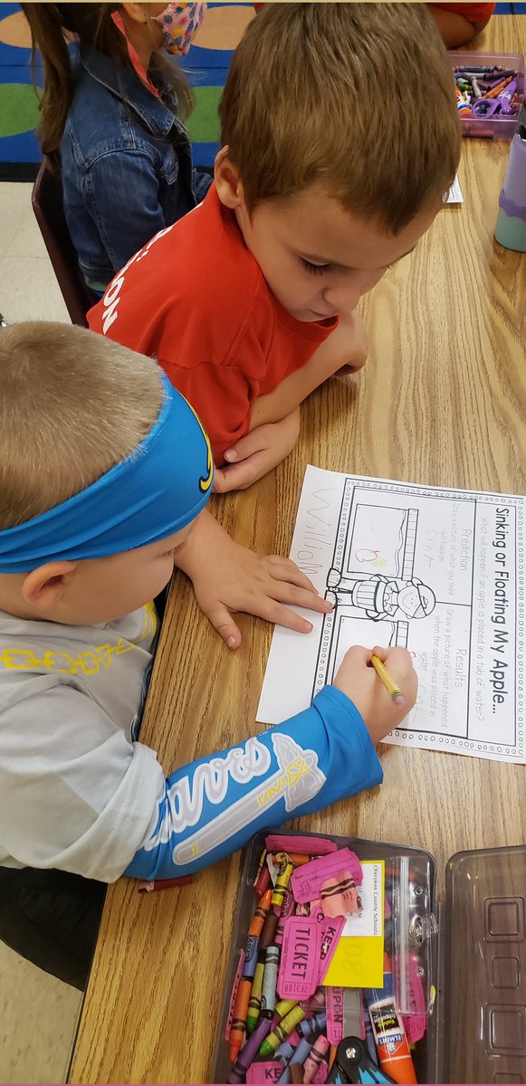 ccsd_wasdin's tweet photo. D.E.A.T. with @KTeamDarnell My Ss demonstrating ROWTAG tribe traits "Dependability" &amp; "Citizenship" as we help our K partners with their sink or float apple experiment!😍 #sixtribesONEnation #rowtag #getconnected #charactercounts @ClarkCreekSTEM @CherokeeSchools @CharacterDotOrg https://t.co/ZXSY7hpiOk