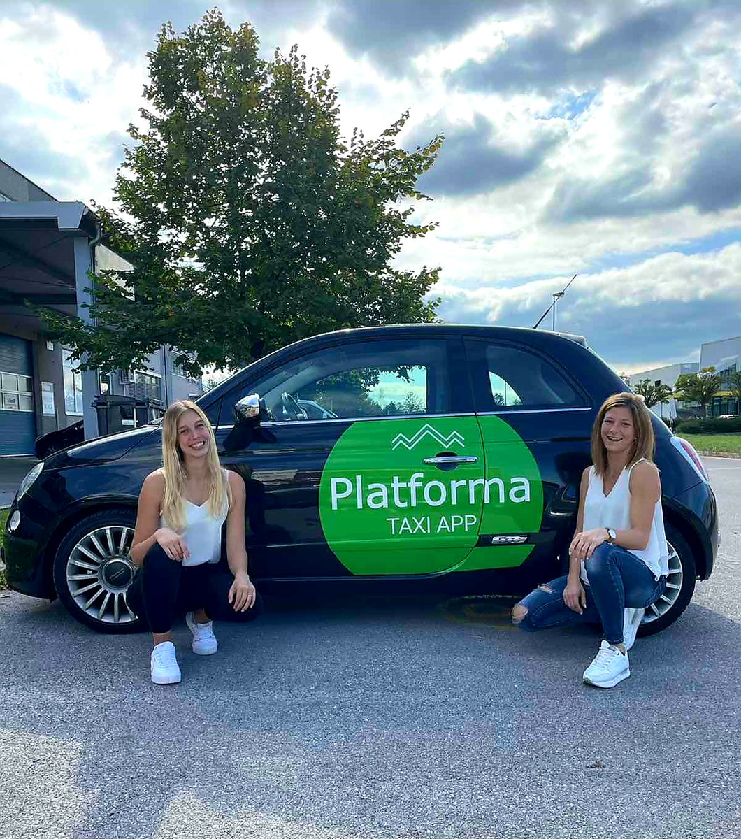 DigitalnaPLATF1's tweet photo. ~ SVETOVNI DAN NASMEHA ~
Naj ti naš nasmeh polepša dan,
daj nasmehni se še sam! 😀😀😀

#svetovnidannasmeha #worldsmileday #Platforma https://t.co/Ckee5a9HMH
