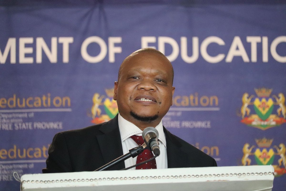 MECTateMakgoe's tweet photo. This afternoon we celebrated Free State Educators. Thank you for your dedication, perseverance and passion in teaching our learners. I will always say this, you are Simply The Best!#QualityEducationForAll #NTA @DBE_SA @DBE_NTA @MyKamva @TheCurriculumZA https://t.co/QGmDoBkmY1